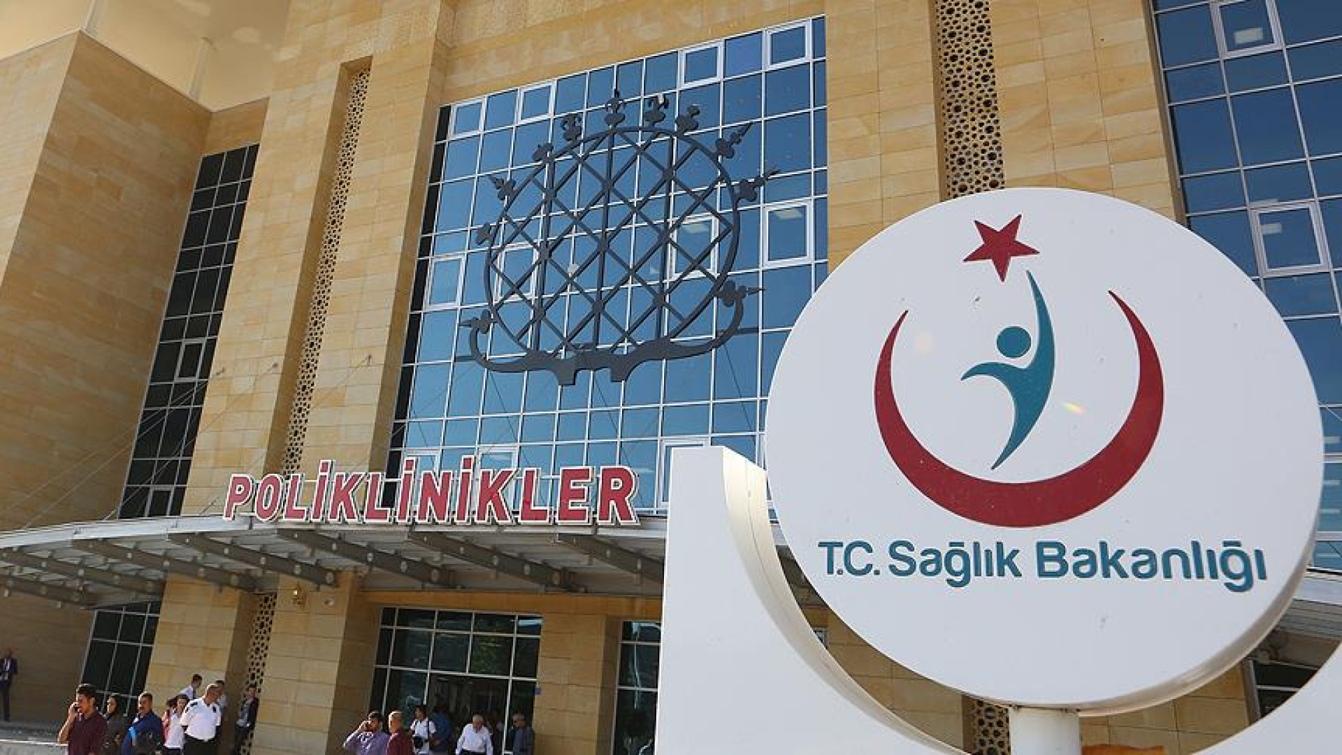 Sağlık Bakanlığı 26 Bin 673 Personel Alımı: Başvuru Tarihi ve Branş Dağılımı Açıklandı