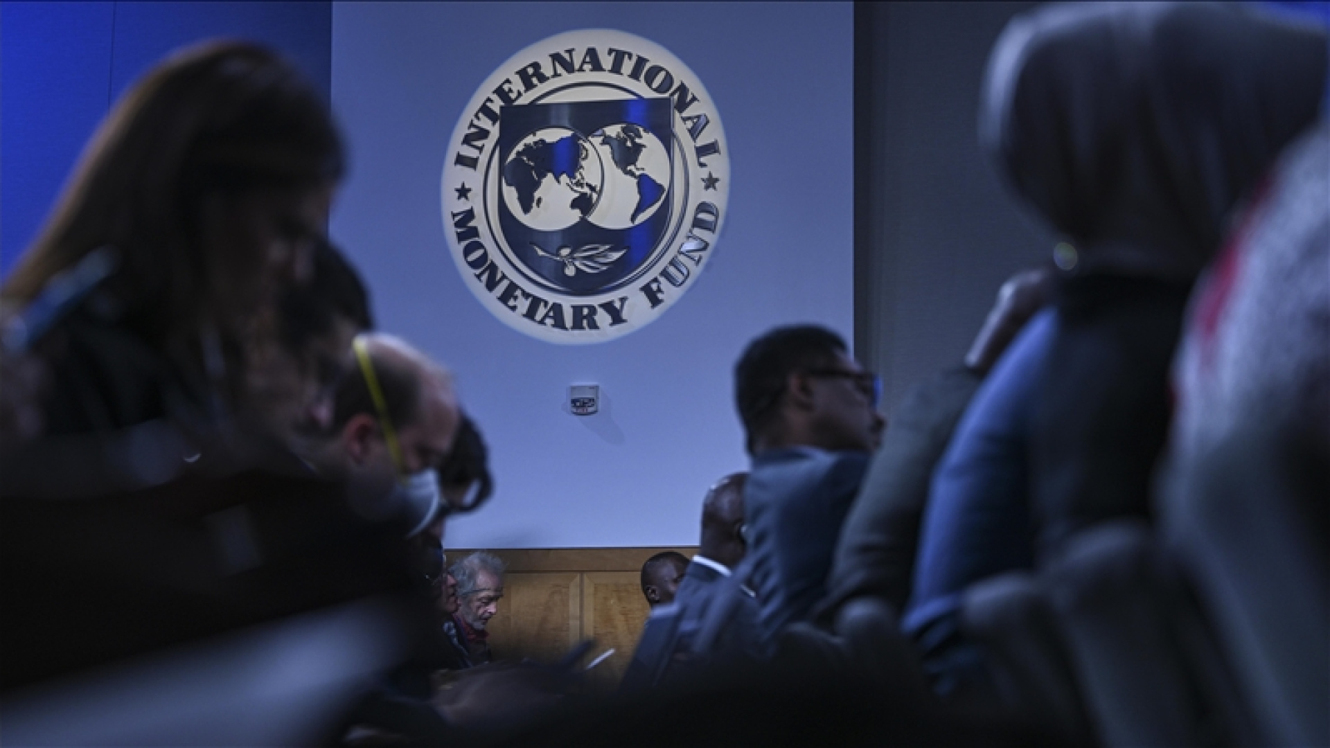 IMF Büyüme Tahminlerini Düşürdü: Türkiye İçin Revizyon Geldi