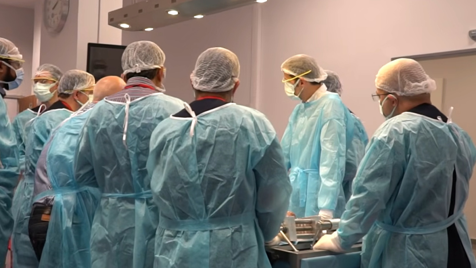 Cerrahi eğitimde yeni dönem! Kadavranın yerini alacak model