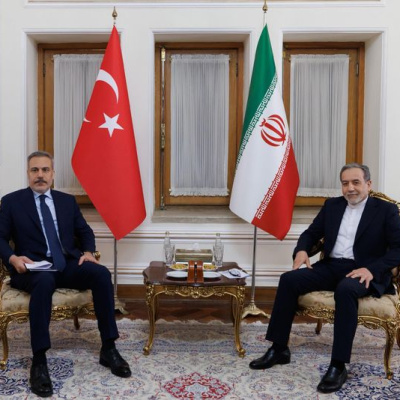 Bakan Fidan İranlı mevkidaşıyla görüştü