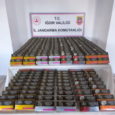 Kaçak gübre ile elektronik sigara ele geçirildi