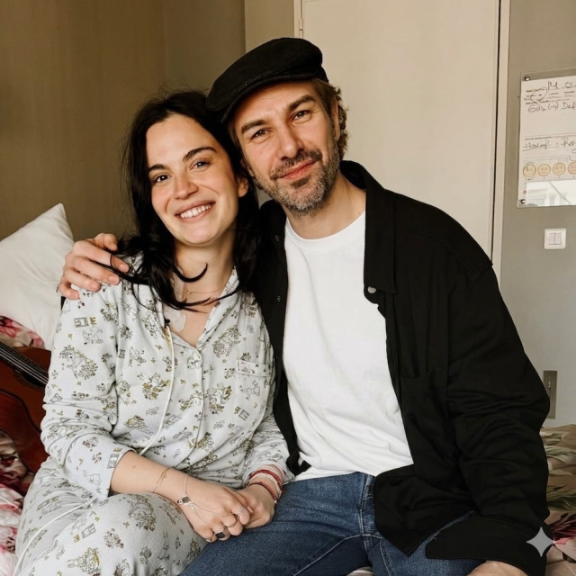 Eski rol arkadaşını ziyaret etti