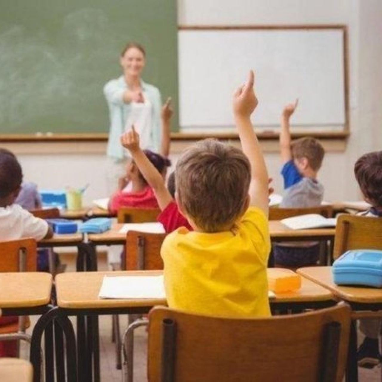 Bugün okullar tatil mi, ders yapılacak mı?