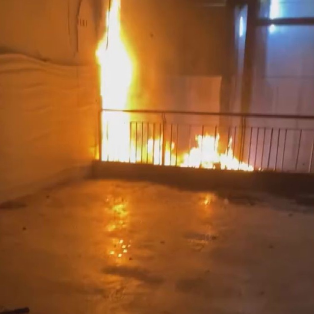 Taksim metro asansöründe yangın