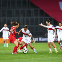 Kadın Milliler, İsviçre'ye mağlup - HT Spor