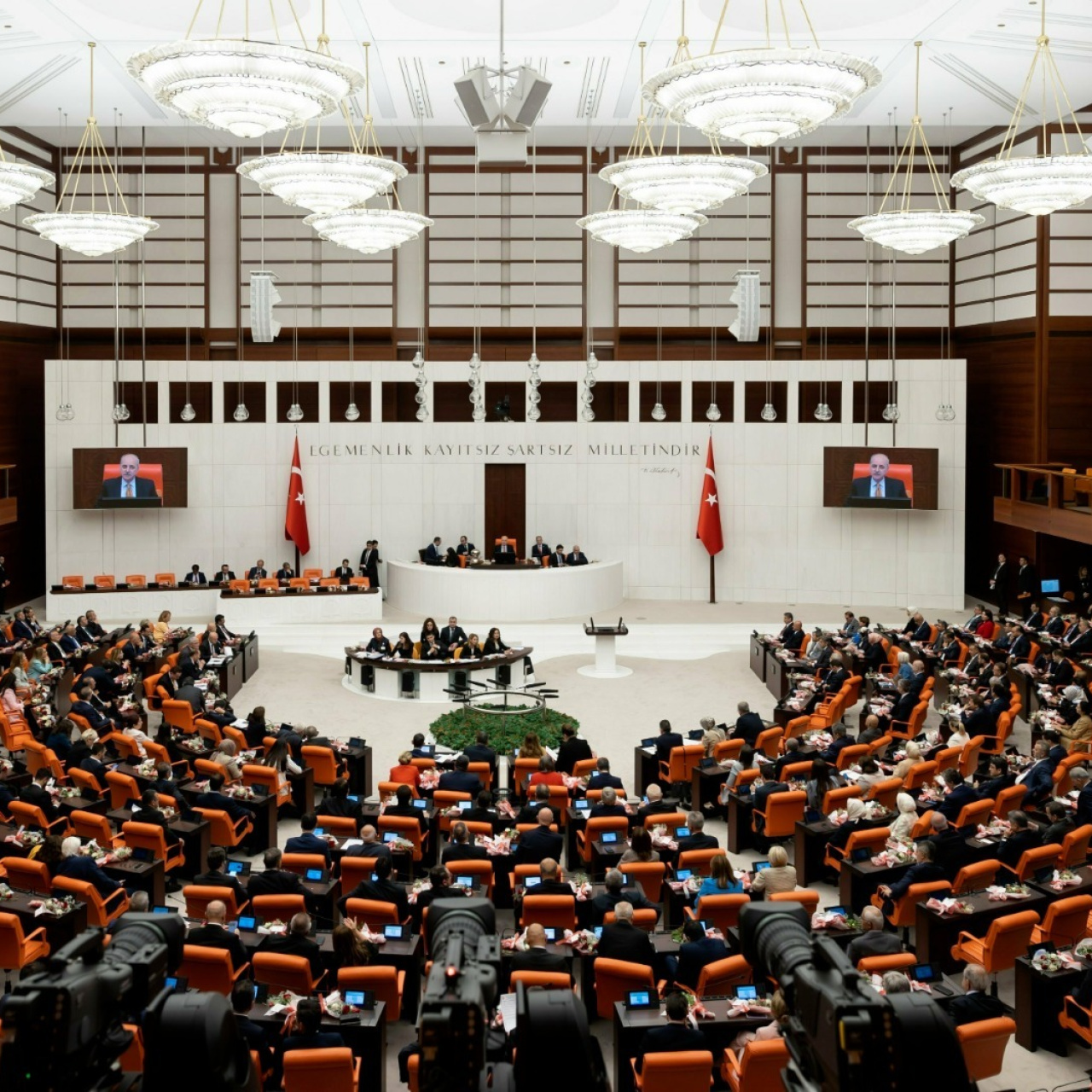 6 madde daha kabul edildi