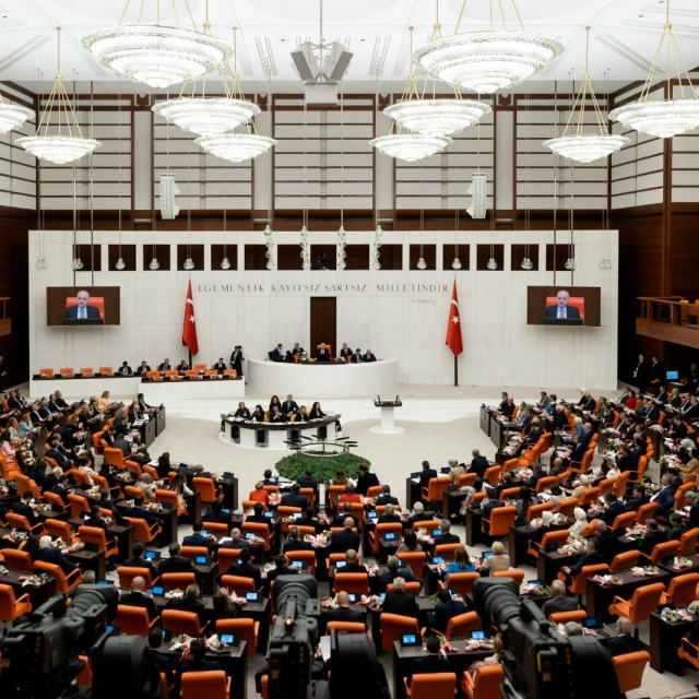 6 madde daha kabul edildi