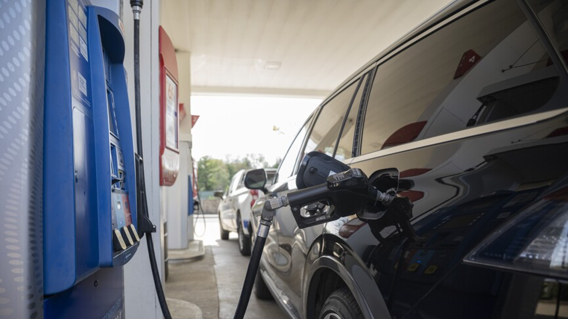 'Hürmüz' molası: Kanada'da akaryakıtta vergi askıya alındı