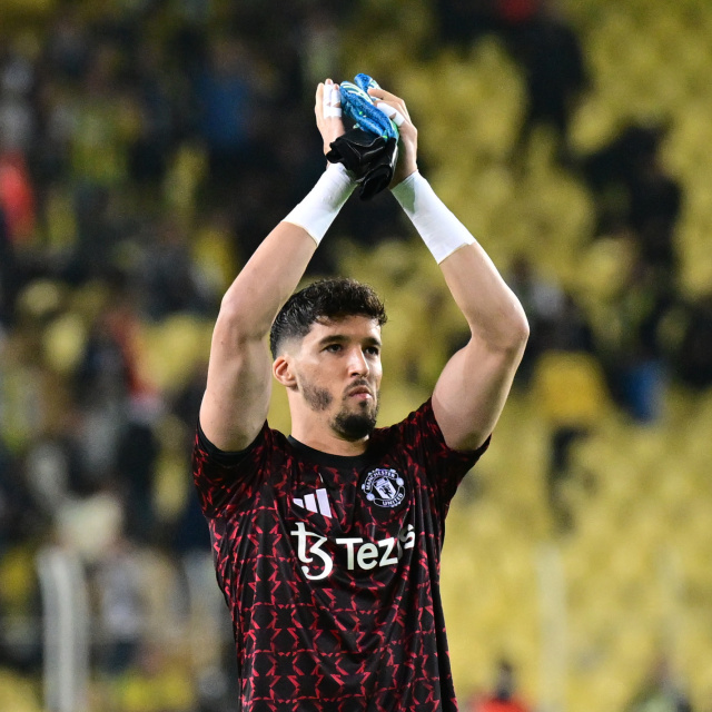 Altay Bayındır, Beşiktaş yolunda!