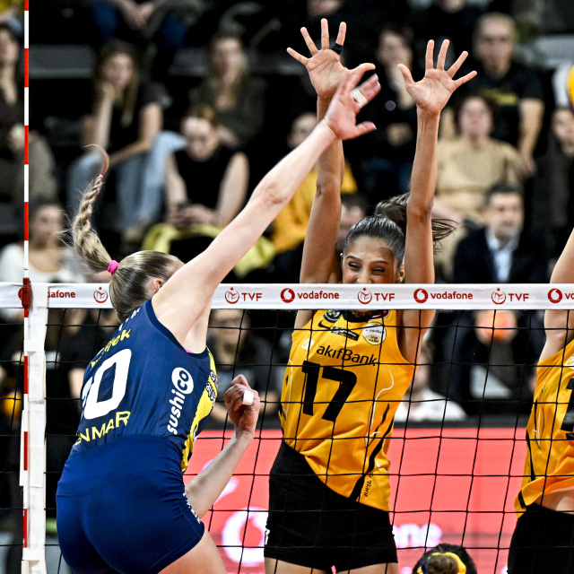 VakıfBank 'tamam' F.Bahçe 'devam' için sahada!