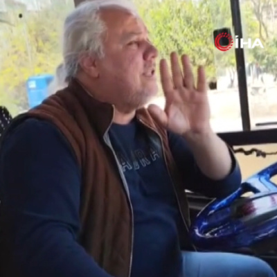 66 yaşındaki kadını dolmuştan indirdi