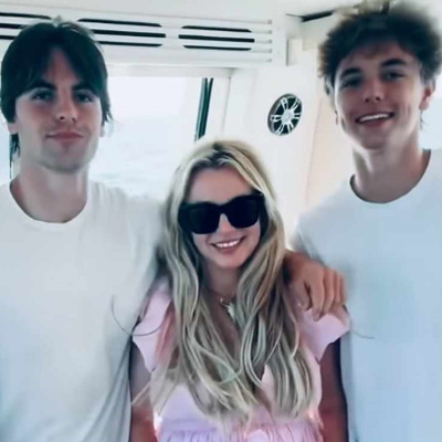 Oğulları ikna etti