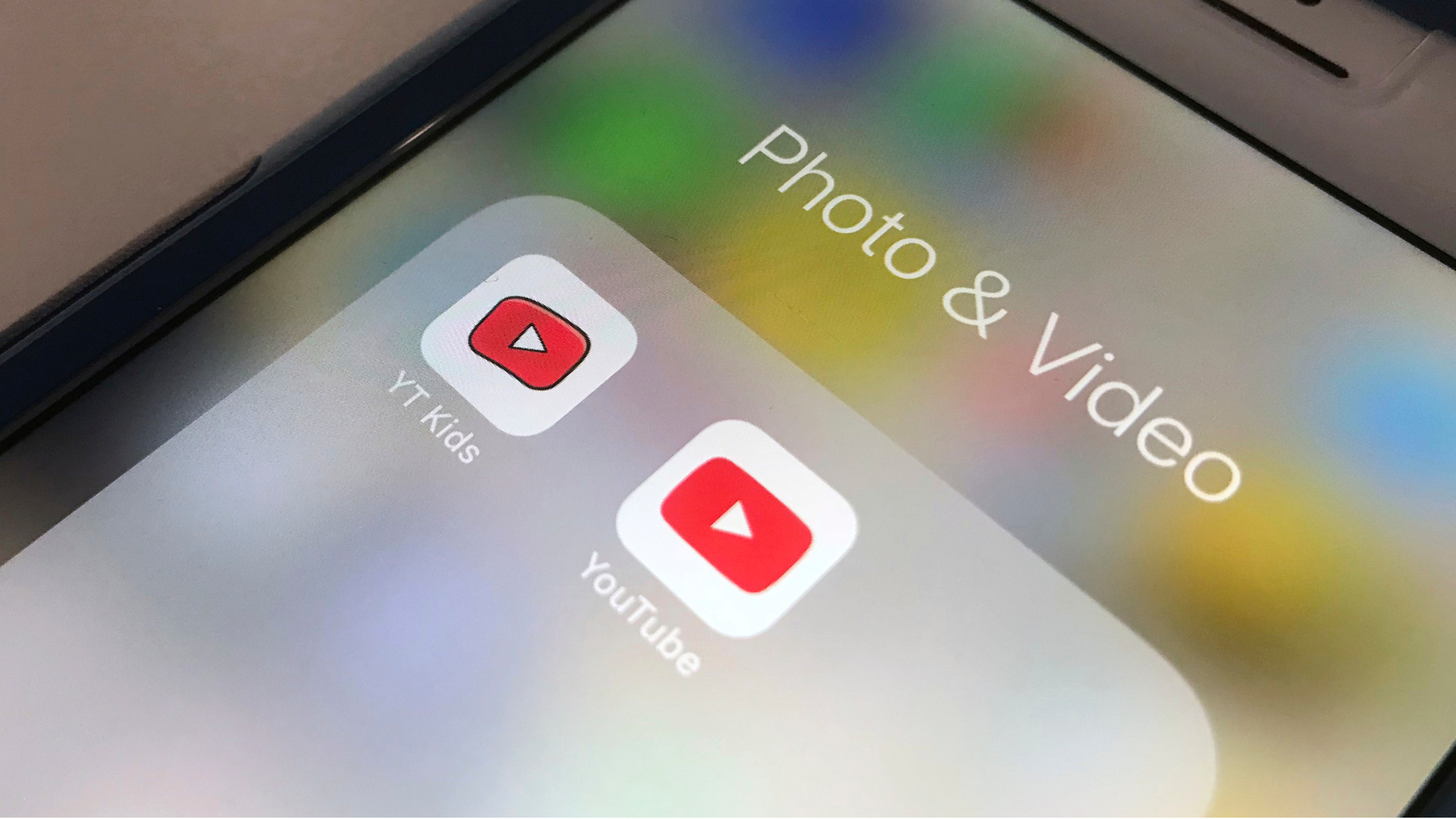 Türk Devleri YouTube'da Avrupa'yı Sallıyor: Galatasaray, Fenerbahçe ve Beşiktaş İlk 20'de