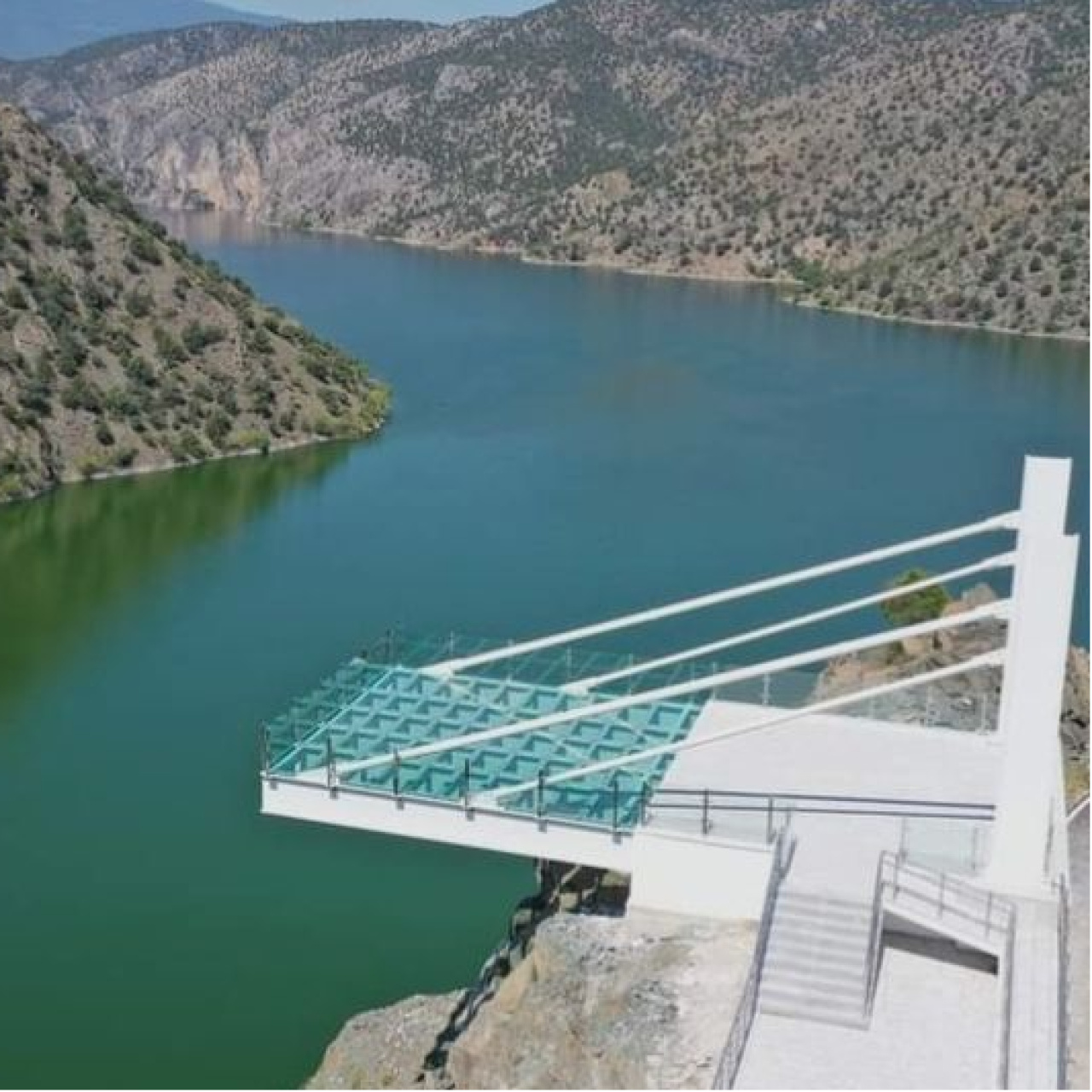 "Menderes Köşkü" ziyaretçilerini bekliyor