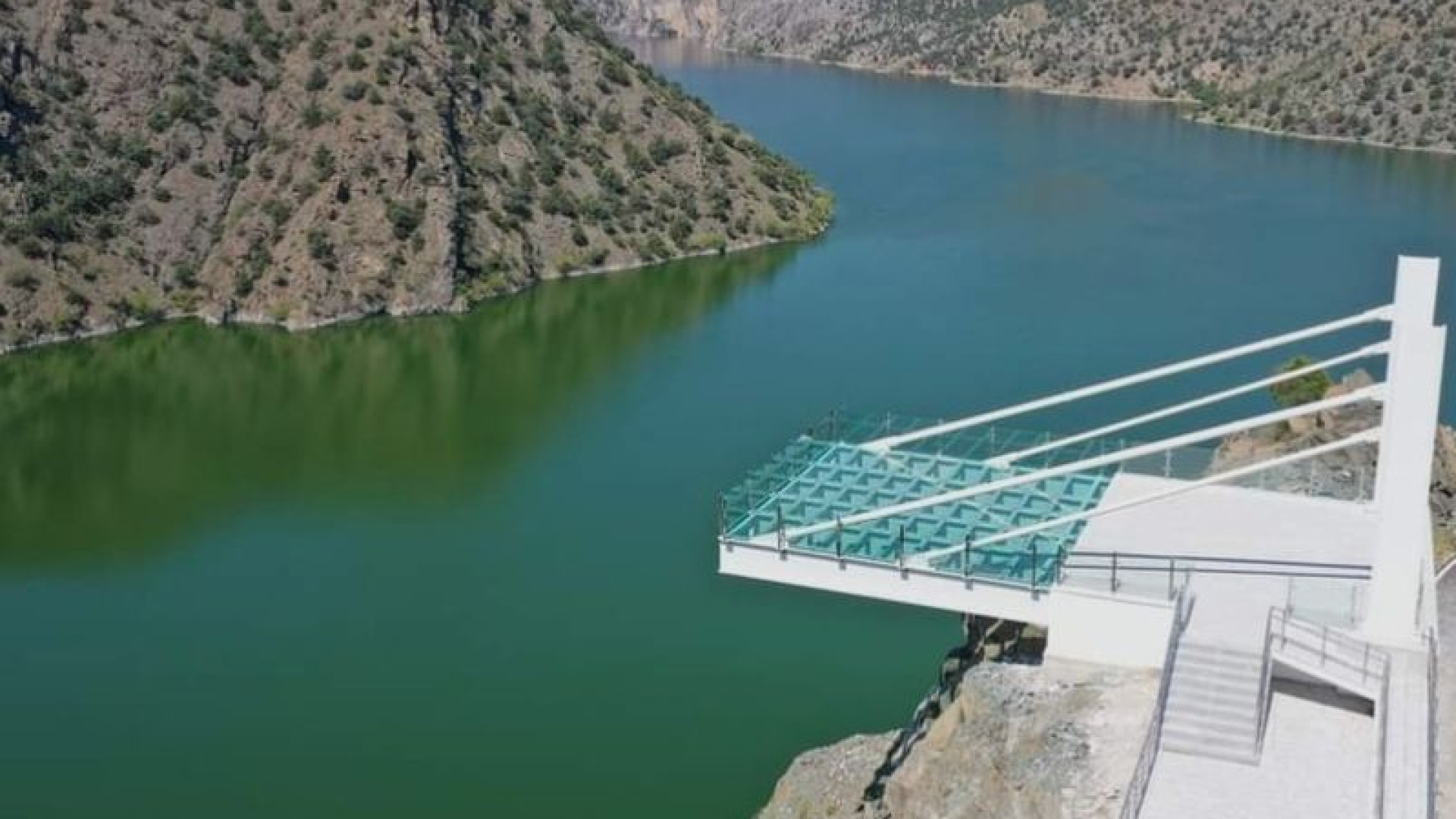 Nallıhan'daki Menderes Köşkü, Doğa ve Tarih Tutkunlarını Bekliyor