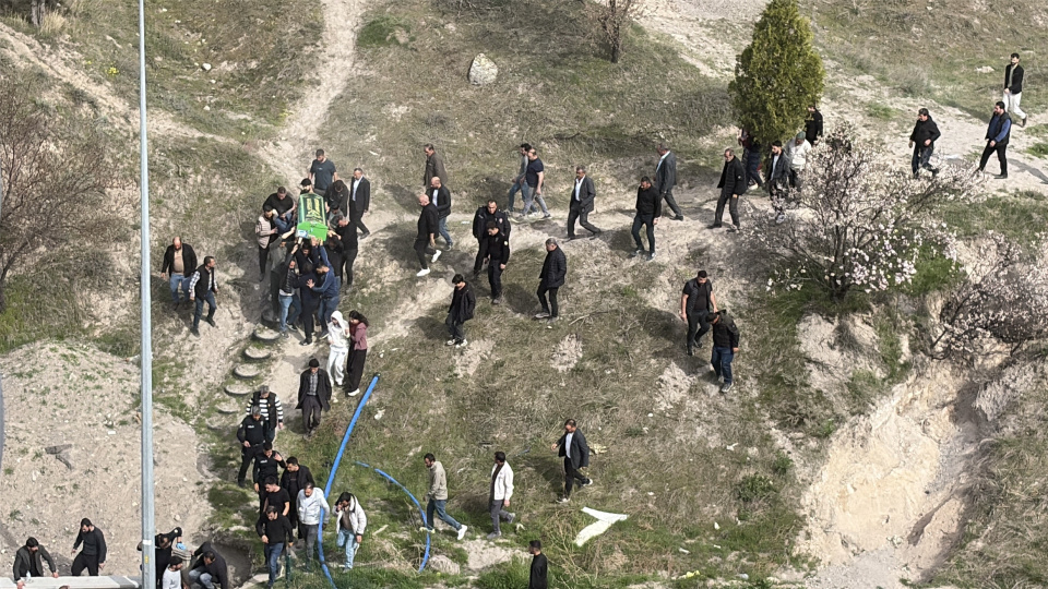 Dağlık alanda ölü bulundu!