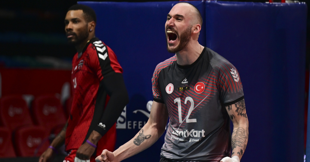 Ziraat Bankkart Efeler Ligi Finaline Geçiş