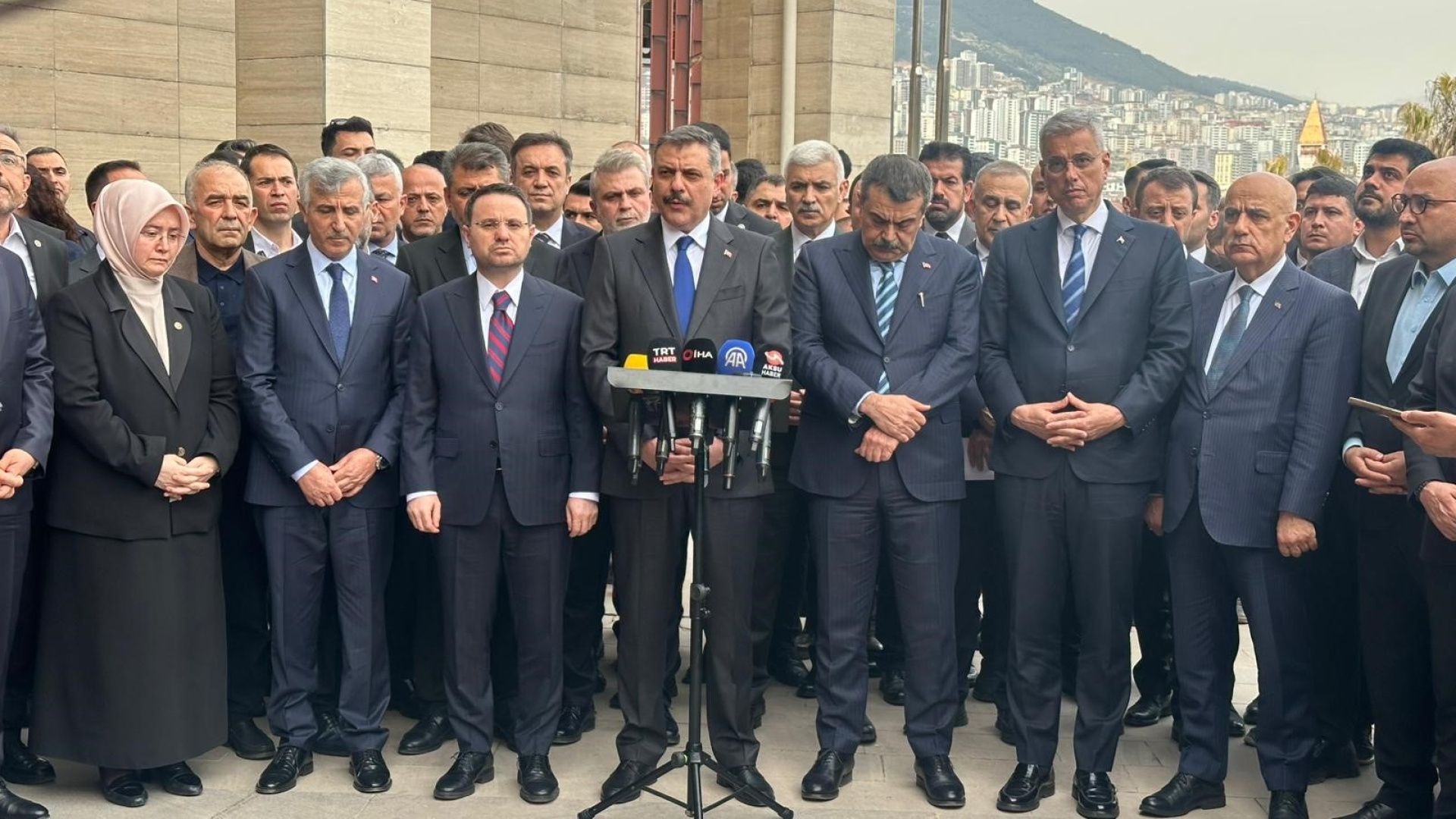 Bakanlar valilerle toplantı yapacak