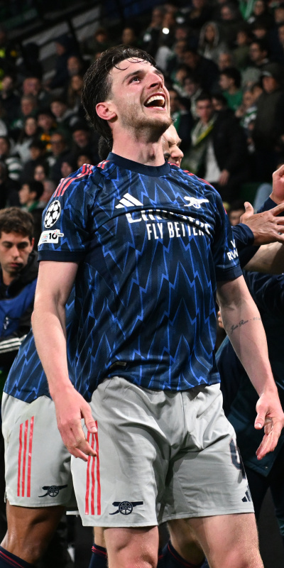 Arsenal'e beraberlik yetti!