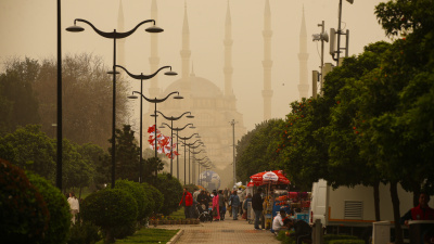 2 bölgeye çığ, 2 bölgeye toz taşınımı uyarısı