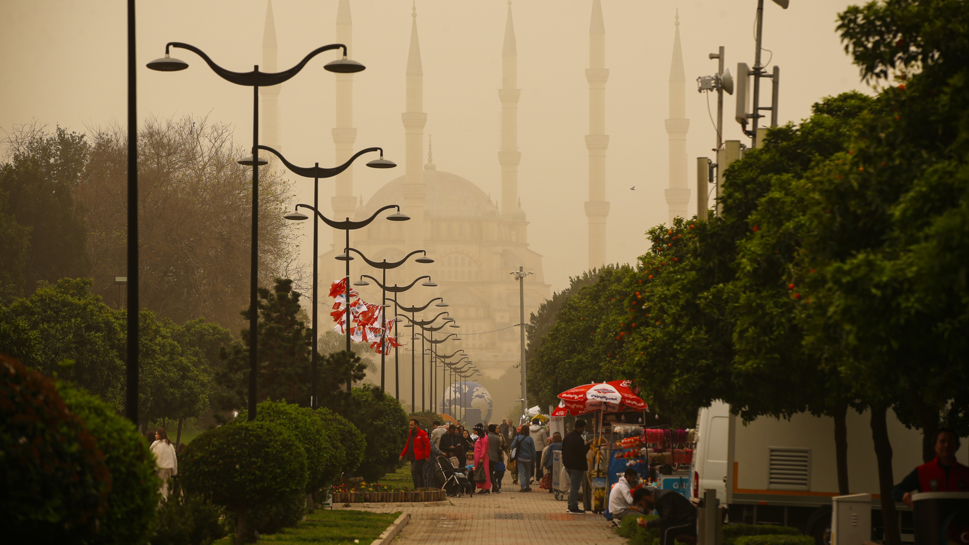 Meteoroloji'den Kritik Uyarılar: 2 Bölgeye Çığ, 2 Bölgeye Toz Taşınımı Tehlikesi