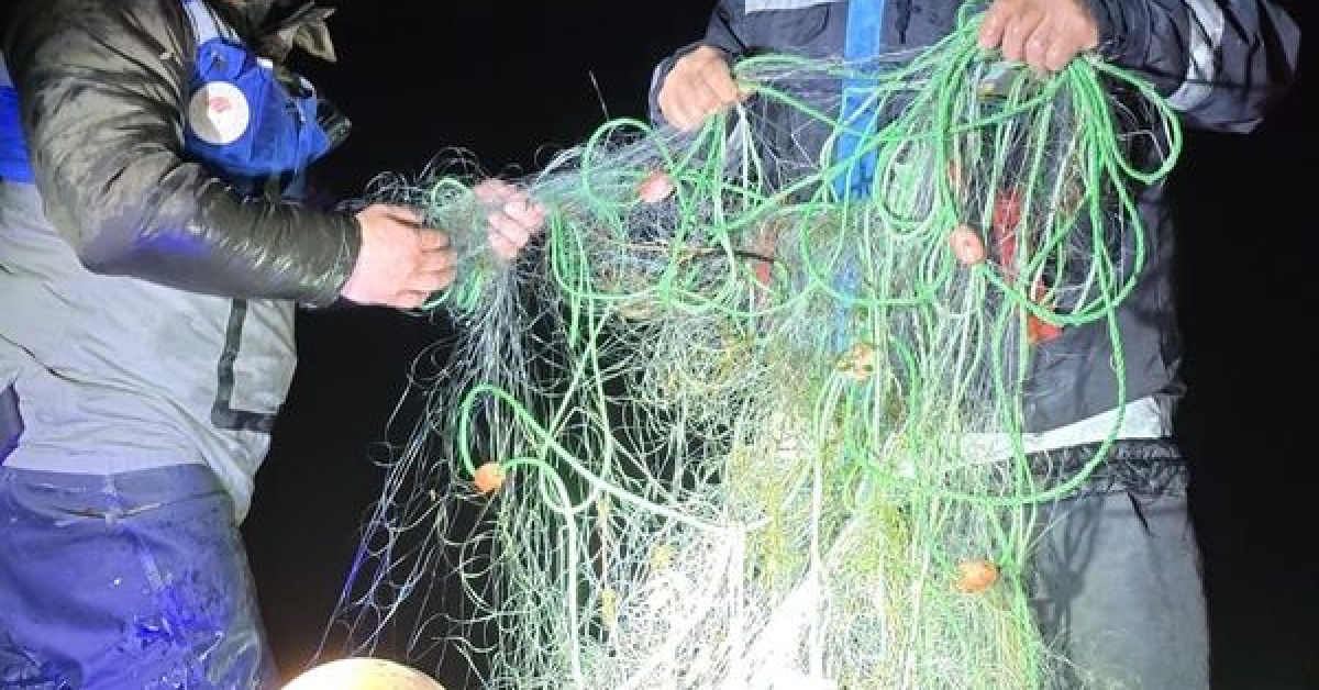 Suğla Gölü'nde kaçak avlanma ağı tespit edildi