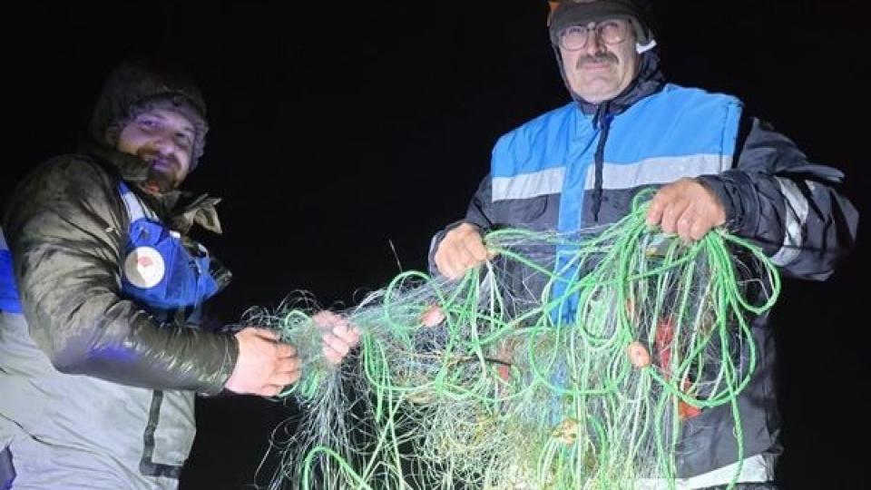 Suğla'da 800 metrelik ağ ele geçirildi