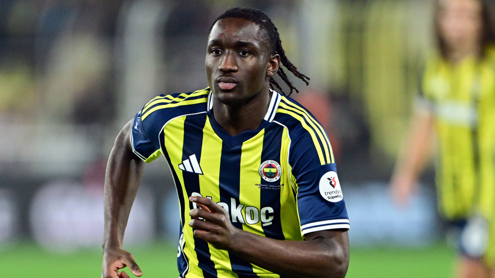 Fenerbahçeli Sidiki Cherif: 'Televizyondan İzlediğim Yıldızlarla Oynuyorum'