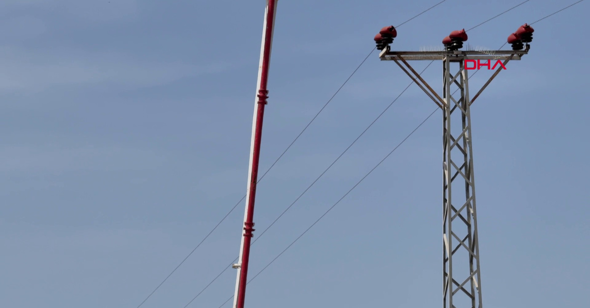 Diyarbakır'da Beton Pompası Elektrik Akımına Kapıldı! Yaralılar Var