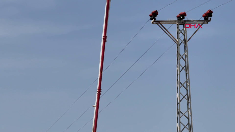 Beton pompası akıma kapıldı! 1 kişi öldü!