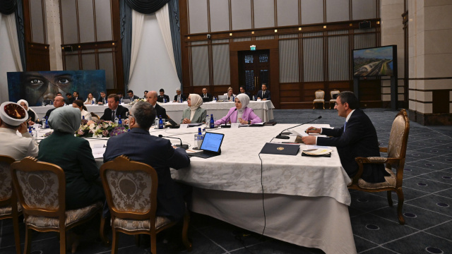 Suça sürüklenen çocuklar: Okula gitmeyen takip edilecek, aileleriyle görüşülecek