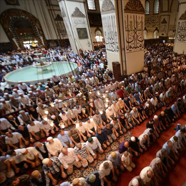 Cuma hutbesinin konusu nedir?