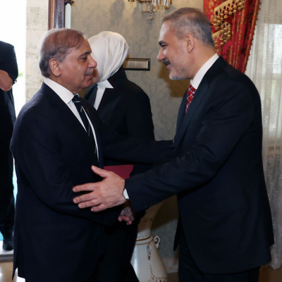 Bakan Fidan, Şahbaz Şerif'le görüştü