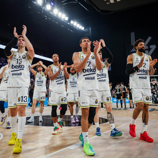 F.Bahçe normal sezonu galibiyetle bitirdi