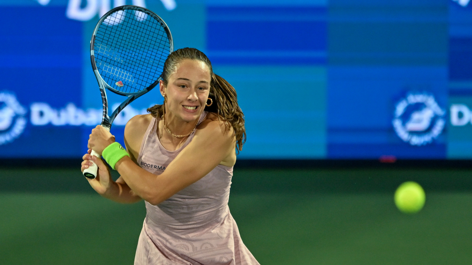 Zeynep Sönmez, Stuttgart'taki Tenis Turnuvasında Son 16'da Elendi