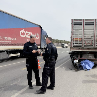 Motosiklet sürücüsü can verdi