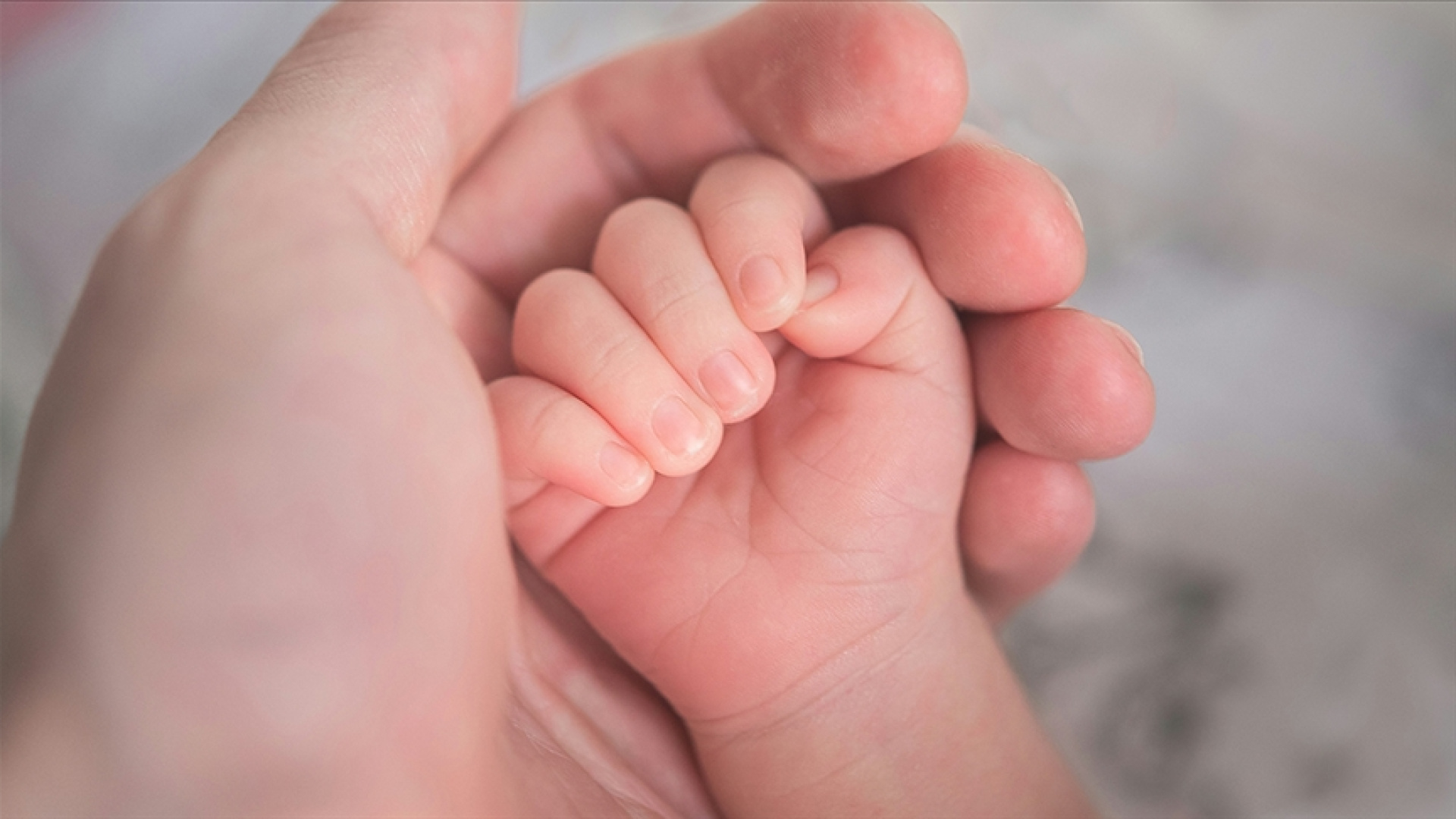 Doğum İzni 24 Haftaya Çıkarıldı mı? Meclis'ten Geçen Düzenleme Detayları