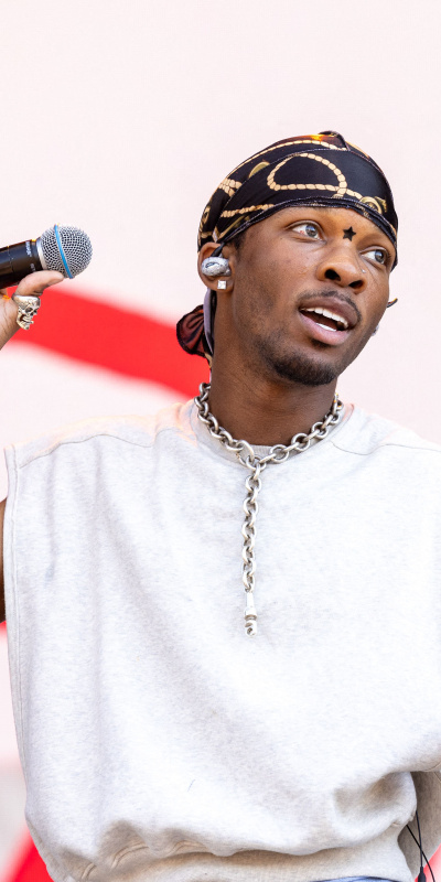 Cinayet suçlamasıyla tutuklandı