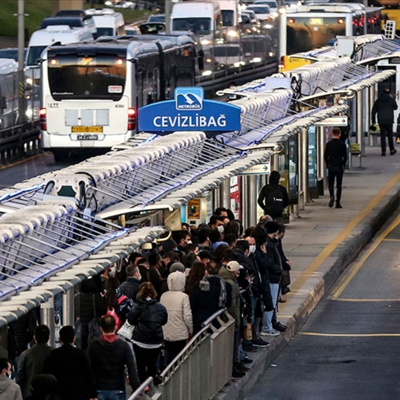 23 Nisan'da Toplu Taşıma Ücretsiz: İstanbul'da Bayram Sürprizi!