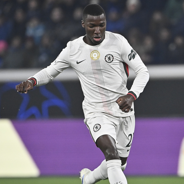 Caicedo 7 yıl daha Chelsea'de!