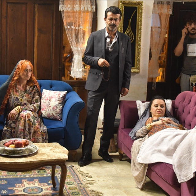 Hükümet Bey filmi konusu ve oyuncuları
