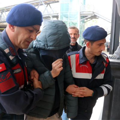 "Okullara saldırı planlayan" 5 kişi tutuklandı