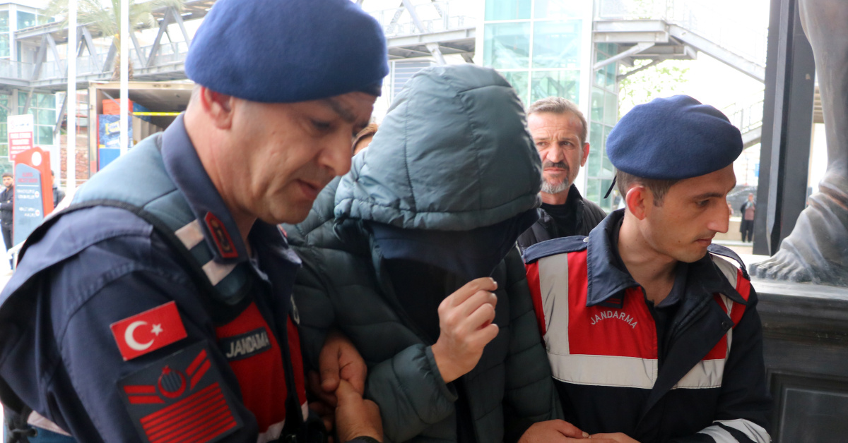 Bursa'daokullara saldırı planlayanlar tutuklandı