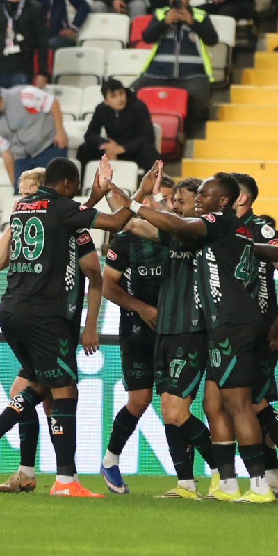 Konyaspor 2. yarıda açıldı!