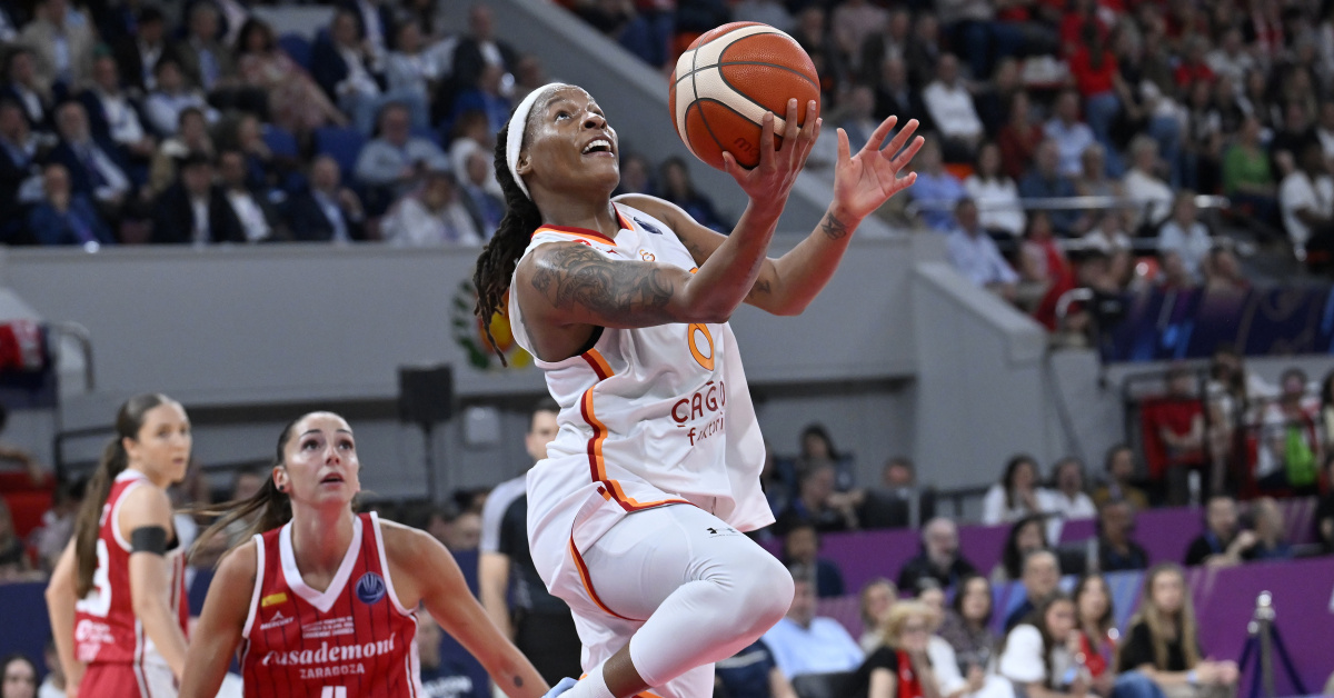 Galatasaray - Zaragoza Finali Hali