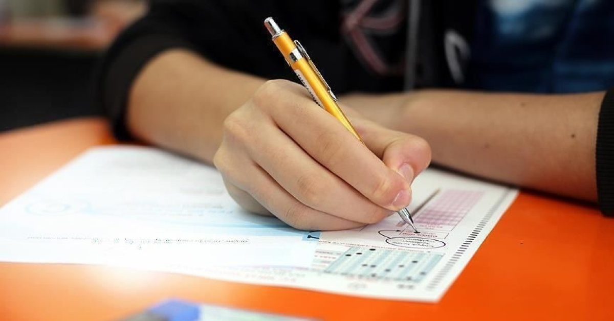 Bursluluk sınavı belgeleri eklendi, okullara açıldı