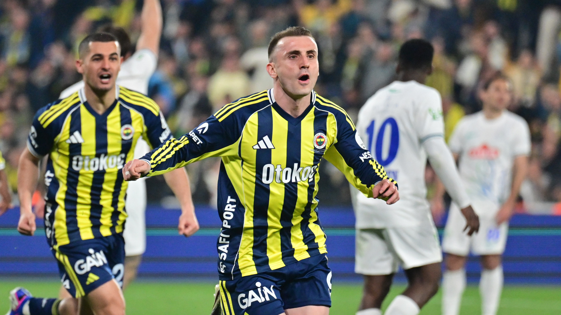 Kerem Aktürkoğlu'dan Hakemlere Sert Tepki: Skandal Karar!