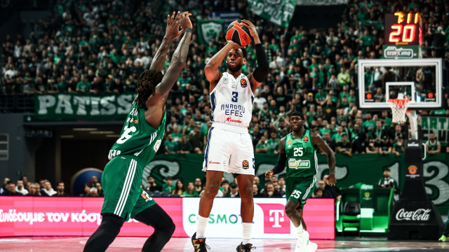 Efes, Atina'da farklı kaybetti