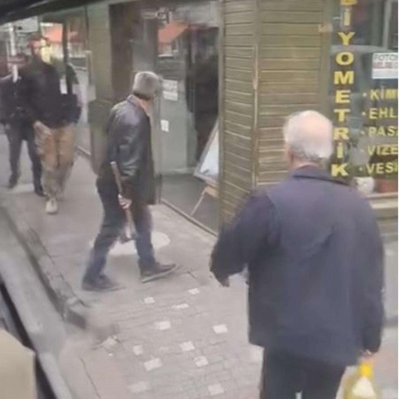 Bursa'da trafikte baltalı dehşet