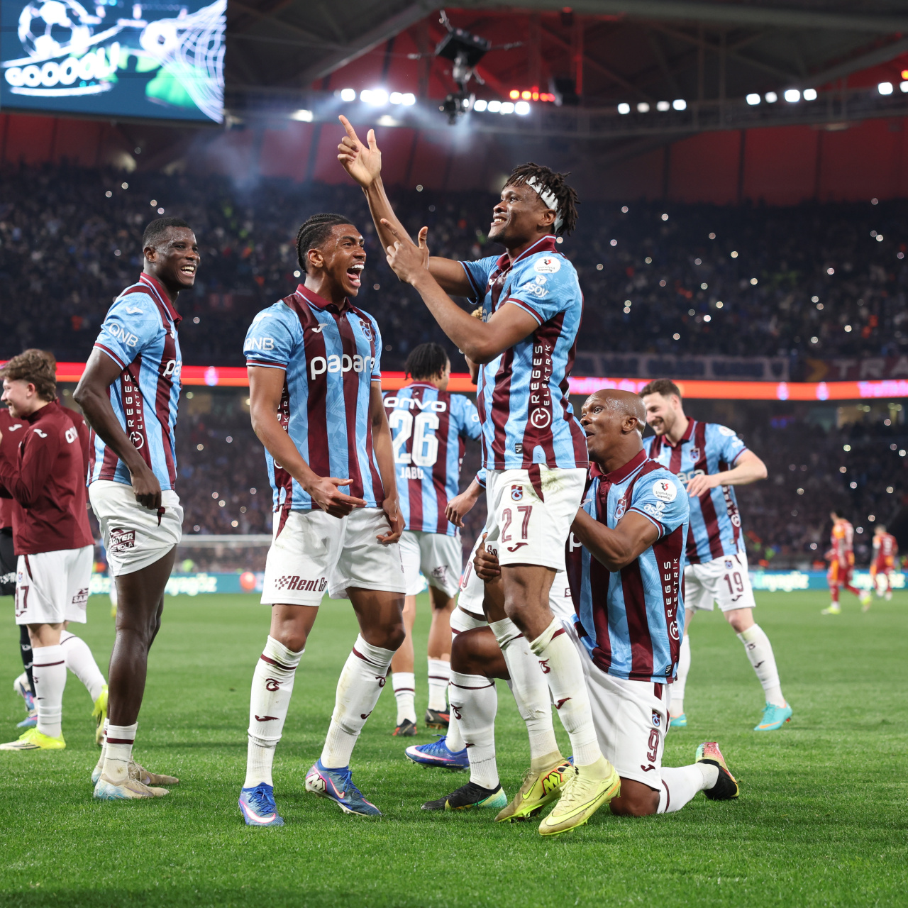 Trabzon'da hedef F.Bahçe'yi yakalamak!